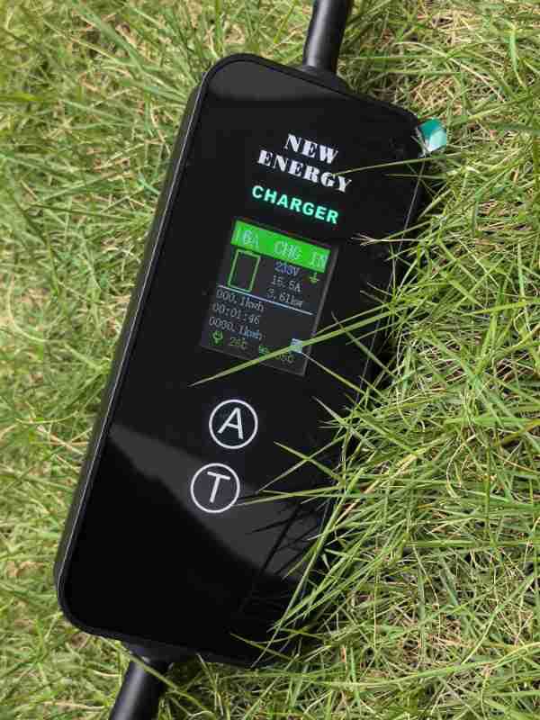 Mini Portable EV Charger - Detail 1